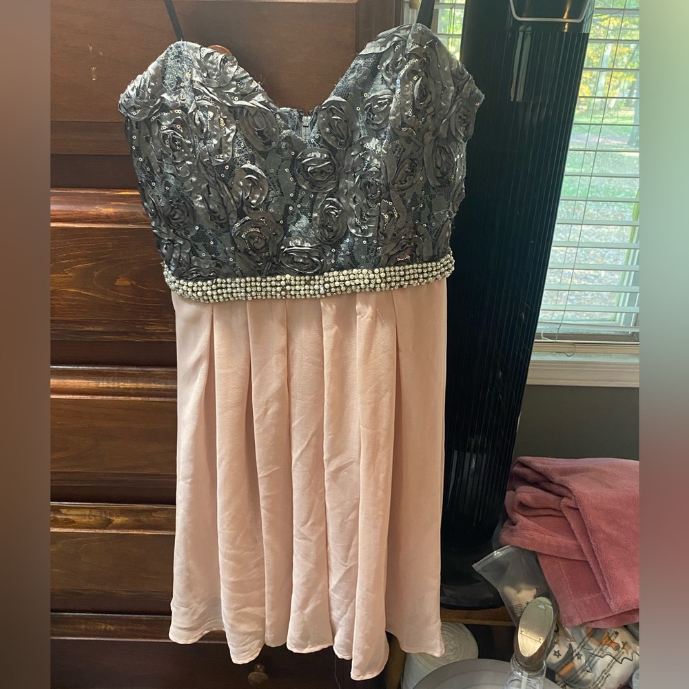 Juniors size 5 Strapless Formal Dress